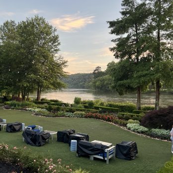 Ray's On the River - Seafood Near Me - Sandy Springs, Georgia