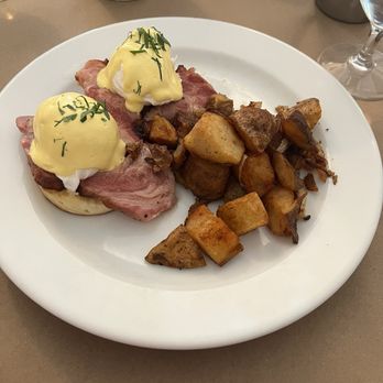 Stone Park Cafe - Eggs Benedict - New American Near Me - Brooklyn, New York Stone Park Cafe - Eggs Benedict - New American Near Me - Brooklyn, New York