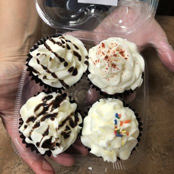 Cravings Cupcakery - Bakeries Near Me - Woodbridge, Virginia