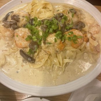Carrabba's Italian Grill - Shrimp Alfredo - Italian Near Me - Pompano Beach, Florida Carrabba's Italian Grill - Shrimp Alfredo - Italian Near Me - Pompano Beach, Florida