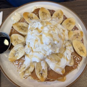 Red Maple - Pancakes - Cafes Near Me - Los Angeles, California Red Maple - Pancakes - Cafes Near Me - Los Angeles, California