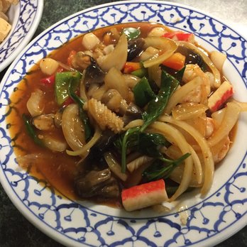 Thai Cafe - Seafood and vegetables - Thai Near Me - Harrisonburg, Virginia Thai Cafe - Seafood and vegetables - Thai Near Me - Harrisonburg, Virginia