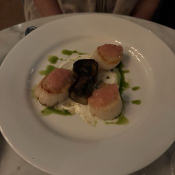 Cassis - Scallops - French Near Me - Milwaukee, Wisconsin