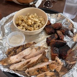 Chicken, burnt ends, Mac & cheese Chicken, burnt ends, Mac & cheese