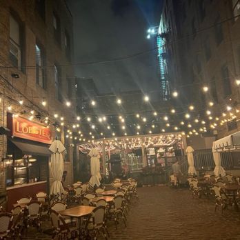 Trivoli Tavern - Outside - American Near Me - Chicago, Illinois Trivoli Tavern - Outside - American Near Me - Chicago, Illinois