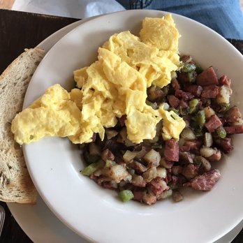 Otto's Place - Corn beef hash, scrambled eggs and rye toast - New American Near Me - Galena, Illinois Otto's Place - Corn beef hash, scrambled eggs and rye toast - New American Near Me - Galena, Illinois