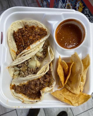 Jimenez y Friends Barbecue y Taqueria by null