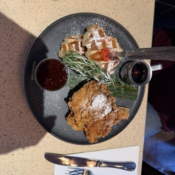 Khao Hom - Fried chicken and croissant waffle! - Thai Near Me - Hayward, California Khao Hom - Fried chicken and croissant waffle! - Thai Near Me - Hayward, California