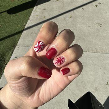 BonLierre Nail Spa - Manicure by Chloe - Nail Salons Near Me - Santa Monica, California