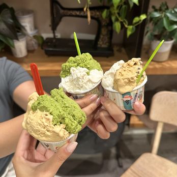 An's Hatmakers - gelato cups (small) - Gelato Near Me - Del Mar, California An's Hatmakers - gelato cups (small) - Gelato Near Me - Del Mar, California