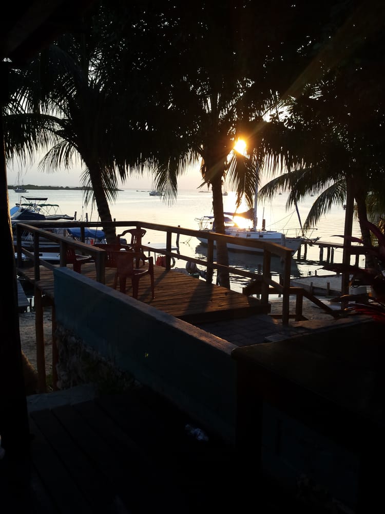 Bahia Tortuga Boutique Hotel & Marina