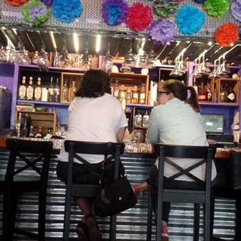 Vivo - The bar - Tex-Mex Near Me - Austin, Texas
