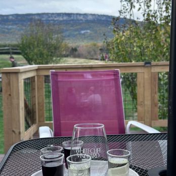 Whitecliff Vineyard - Wineries Near Me - Gardiner, New York