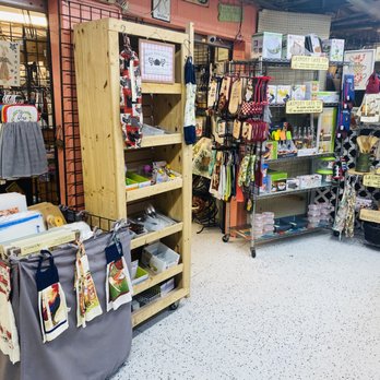 The Kitchen Corner - Renninger's Flea Market, Melbourne FL - Kitchen Supplies Near Me - Melbourne, Florida The Kitchen Corner - Renninger's Flea Market, Melbourne FL - Kitchen Supplies Near Me - Melbourne, Florida