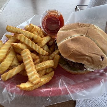 Laura's Little Burger Joint - Bacon cheeseburger in paradise - Burgers Near Me - Decatur, Michigan