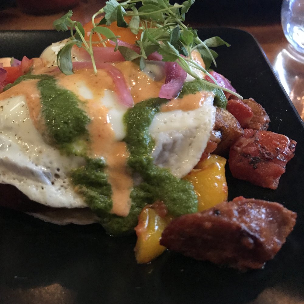 Blvd Bistro - Breakfast & Brunch Near Me - North Vancouver, British Columbia