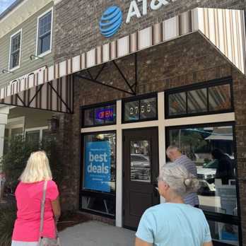 AT&T Store - Mobile Phones Near Me - The Villages, Florida AT&T Store - Mobile Phones Near Me - The Villages, Florida