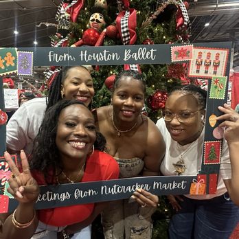 Houston Ballet Nutcracker Market - Christmas Market Photo Display - Festivals Near Me - Houston, Texas Houston Ballet Nutcracker Market - Christmas Market Photo Display - Festivals Near Me - Houston, Texas