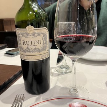 La Estancia Asador Criollo - Ruitini Malbec - Barbeque Near Me - Buenos Aires, C