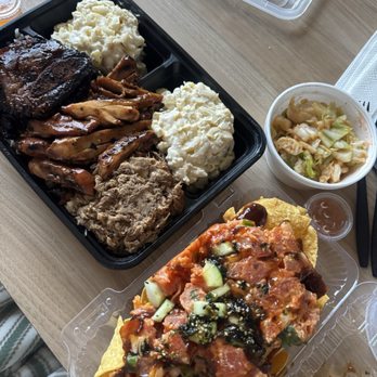 Straight Up Café - Straight Up Combo Plate Spicy Tuna Nachos - Hawaiian Near Me - Las Vegas, Nevada Straight Up Café - Straight Up Combo Plate Spicy Tuna Nachos - Hawaiian Near Me - Las Vegas, Nevada
