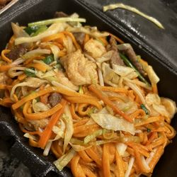 Grand Wok - Combination lo mein