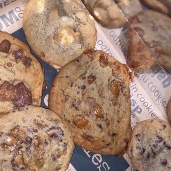 Milk & Cookies - Cookie flavors include- Macadamia, Caramel, Chocolate Chip, PB, Toffee, & Cookies & cream - Ice Cream & Frozen Yogurt Near Me - Newport Beach, California Milk & Cookies - Cookie flavors include- Macadamia, Caramel, Chocolate Chip, PB, Toffee, & Cookies & cream - Ice Cream & Frozen Yogurt Near Me - Newport Beach, California