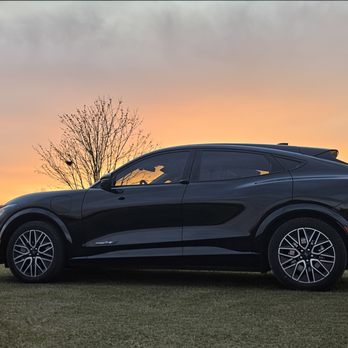 EpicFront Transport - Wonderful all electric limo - Airport Shuttles Near Me EpicFront Transport - Wonderful all electric limo - Airport Shuttles Near Me