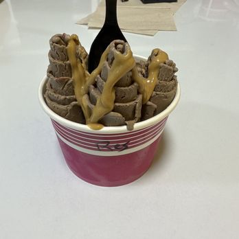 Curly Cream Rolled Ice Cream - Ice Cream & Frozen Yogurt Near Me - Destin, Florida Curly Cream Rolled Ice Cream - Ice Cream & Frozen Yogurt Near Me - Destin, Florida
