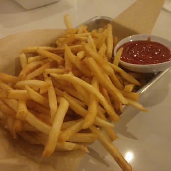 The Diplomat Eatery and Tavern - Fries - Mediterranean Near Me - Monrovia, California
