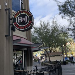 Exterior outside entrance of Hot N Juicy Crawfish - Outdoor seating - Glendale, Arizona Exterior outside entrance of Hot N Juicy Crawfish - Outdoor seating - Glendale, Arizona