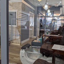 For pedicures they have panels between clients but nothing between nail tech and you. Masks worn the entire time. 8/10/20 For pedicures they have panels between clients but nothing between nail tech and you. Masks worn the entire time. 8/10/20