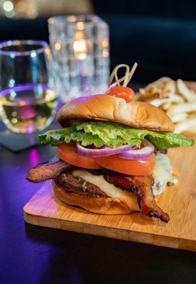 Suite Restaurant / Lounge by null
