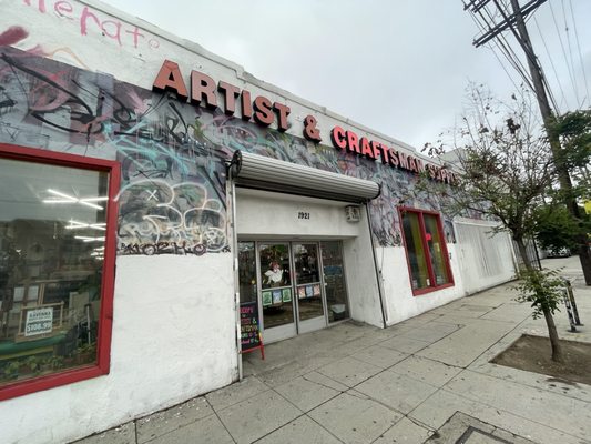 Artist & Craftsman Supply Downtown LA by null