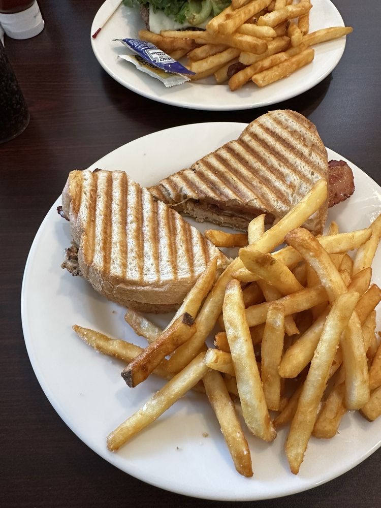 That’s My Jam Cafe Logo