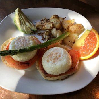 The Parkhouse Cafe - Tomavo without hollandaise sauce - American Near Me - Springdale, Utah The Parkhouse Cafe - Tomavo without hollandaise sauce - American Near Me - Springdale, Utah