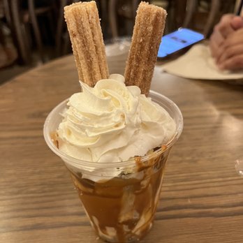 The Golden Horseshoe - Cookie Butter Churro Sundae - Fast Food Near Me - Anaheim, California The Golden Horseshoe - Cookie Butter Churro Sundae - Fast Food Near Me - Anaheim, California