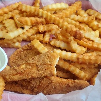Red's Root Beer! - Chicken strip basket - American Near Me - Paw Paw, Michigan Red's Root Beer! - Chicken strip basket - American Near Me - Paw Paw, Michigan