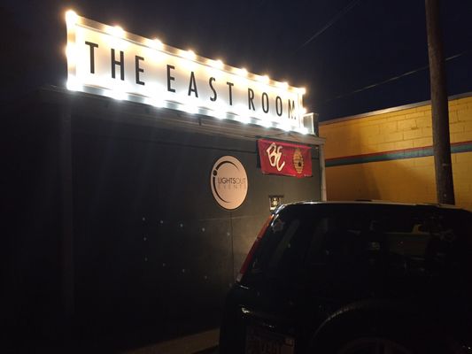 The East Room by null