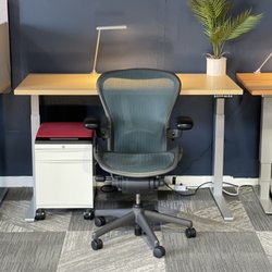 Cisco Office Liquidators - Herman Miller Aeron Chair