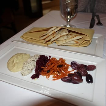 Boulevard Five 72 - Mezza Plate - New American Near Me - Kenilworth, New Jersey