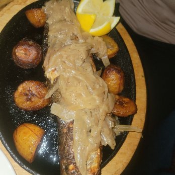 Cafe Rue Dix - French Near Me - Brooklyn, New York