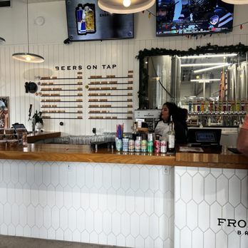 Frontyard Brewing - Breweries Near Me - Spicewood, Texas