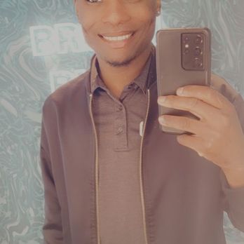 Tend Dental Buckhead - Selfie after brushing teeth before appointment. - Cosmetic Dentists Near Me - Atlanta, Georgia Tend Dental Buckhead - Selfie after brushing teeth before appointment. - Cosmetic Dentists Near Me - Atlanta, Georgia