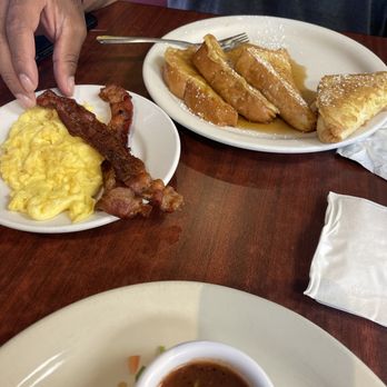 The Crowned Egg - French toast eggs  bacon - Breakfast & Brunch Near Me - Chandler, Arizona