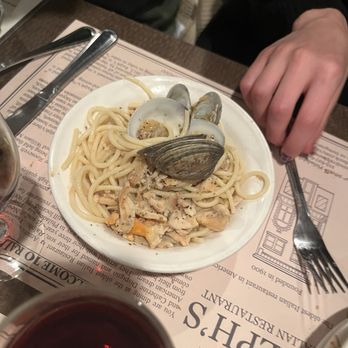 Ralphs Italian Restaurant - Side Side Spaghetti Clams - Italian Near Me - Philadelphia, Pennsylvania