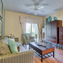 Kitterman Woods Apartments - Living Room