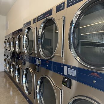 Good Neighbor Laundromat - Laundromat Near Me - Hermosa Beach, California Good Neighbor Laundromat - Laundromat Near Me - Hermosa Beach, California
