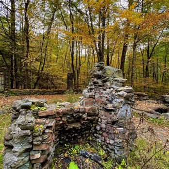 Madame Sherri Forest - The castle ruins in the fall colors! (October 2023) - Landmarks & Historical Buildings Near Me Madame Sherri Forest - The castle ruins in the fall colors! (October 2023) - Landmarks & Historical Buildings Near Me