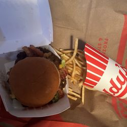 Freddy's Frozen Custard & Steakburgers
