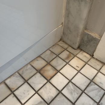 Newport Beach Hotel - Moldy grout that also looks like it hasn't been cleaned in a long time - Hotels Near Me - Newport Beach, California